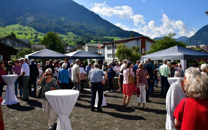 Geselliges Beisammensein beim Apéro